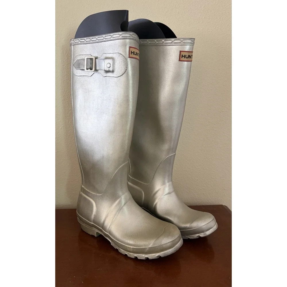 Hunter Boots Tall Metallic Silver Size 5 Women's Rain Boots /Snow Boots Winter